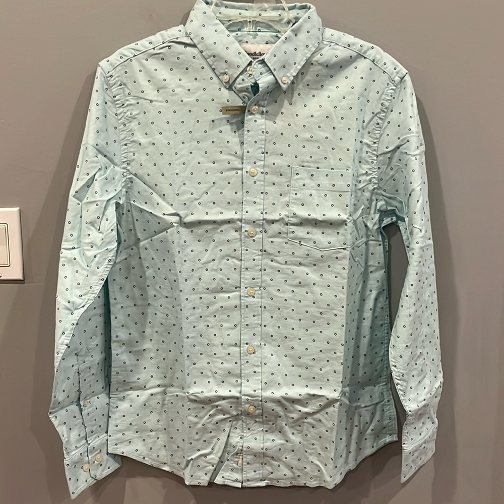 Goodfellow & Co men’s button down size medium NEW WITH TAGS